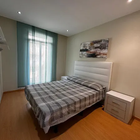 Atic Mercat Apartment *
